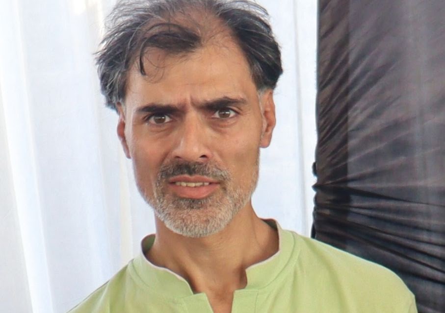 Dr.Umeek Jeelani